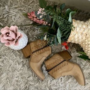 Musse & Cloud Booties